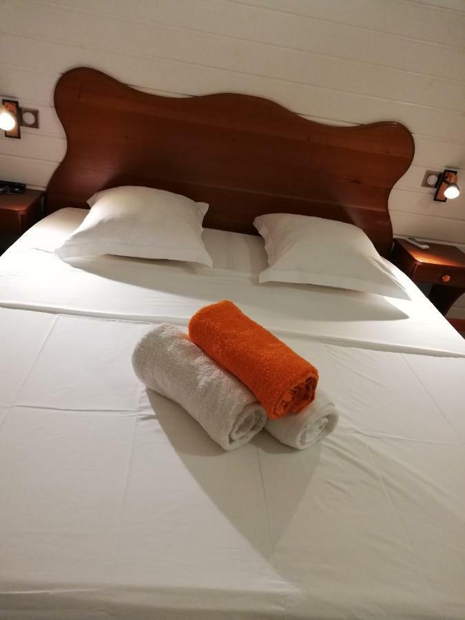 Residence Clementine Villa Passion Grand-Bourg  Buitenkant foto